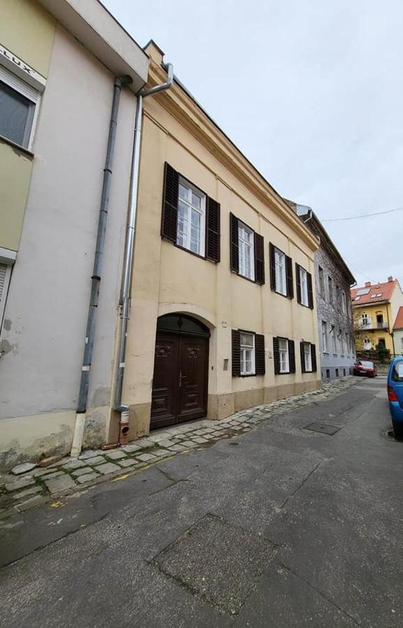 Downtown Romantic Székesfehérvár Eksteriør billede